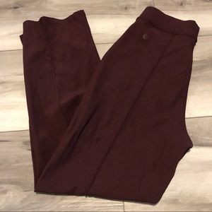 EUC Lululemon Urban Strides Pant in Cassis size 4